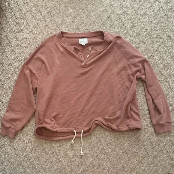 sweater - Picture 2 of 4